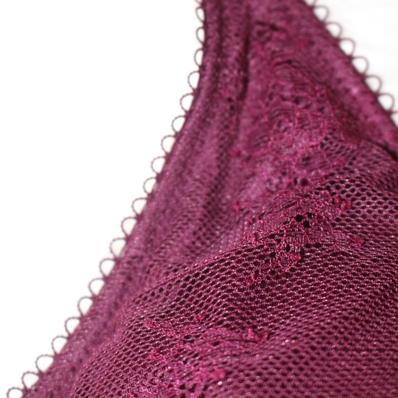 Victoria's Secret, large Maroon bra. B2 - Picture 5 of 8